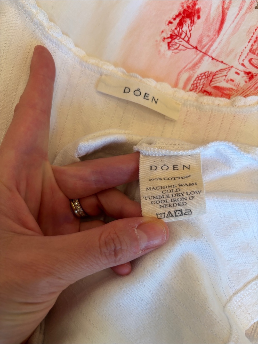 Doen White Button-Front Ribbed Tank Top - Picture 6 of 14